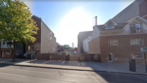 3347 N. Southport