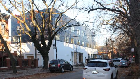 935 W. Webster