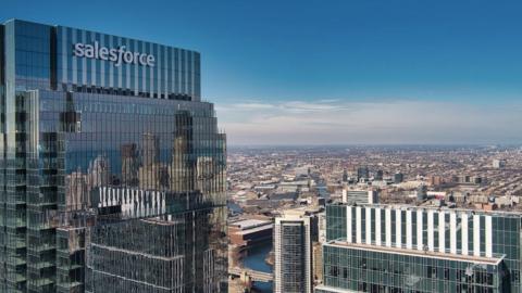 Salesforce Tower