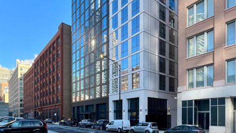 Straits Row 633 S. LaSalle
